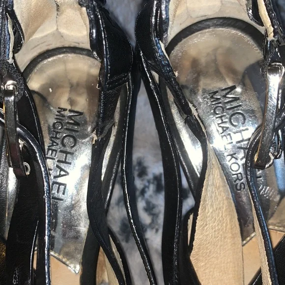 MICHAEL KORS Black Leather Heels — 7 - Picture 11 of 15